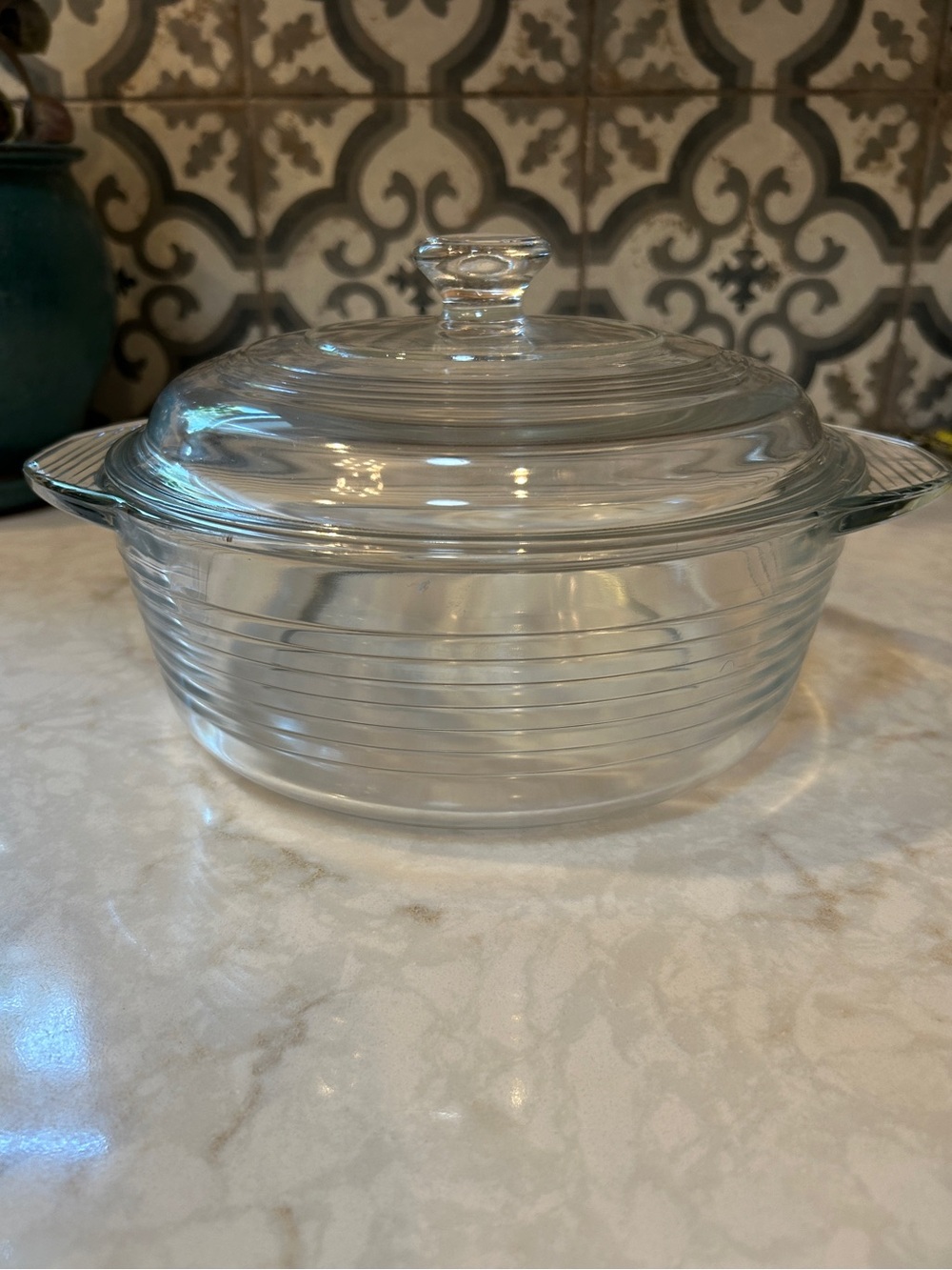 1990s Vintage Libbey Ribbed Glass Lidded Casserole Baking Dish- EUC